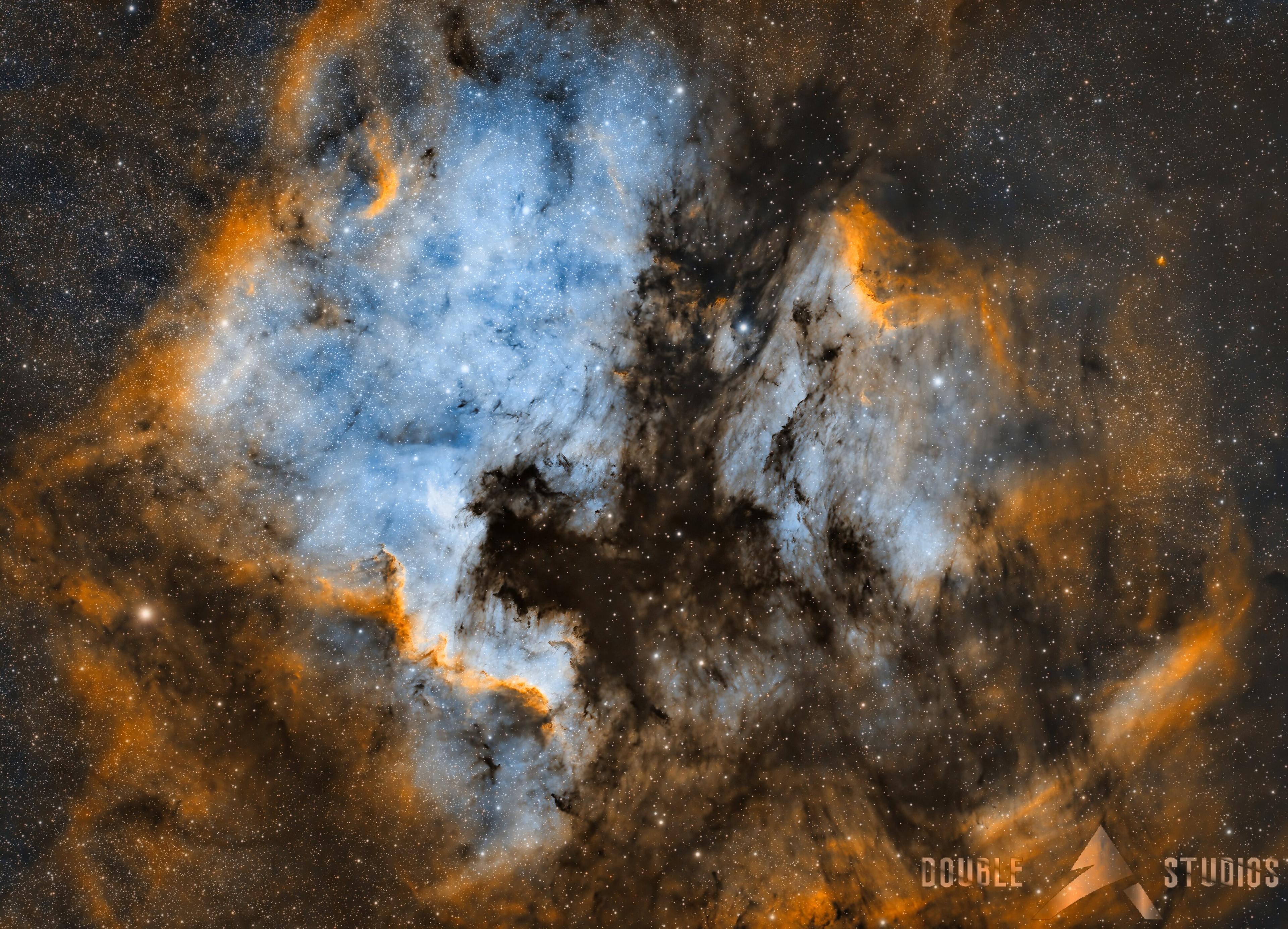 North America and Pelican Nebulae (NGC 7000, IC 5070)