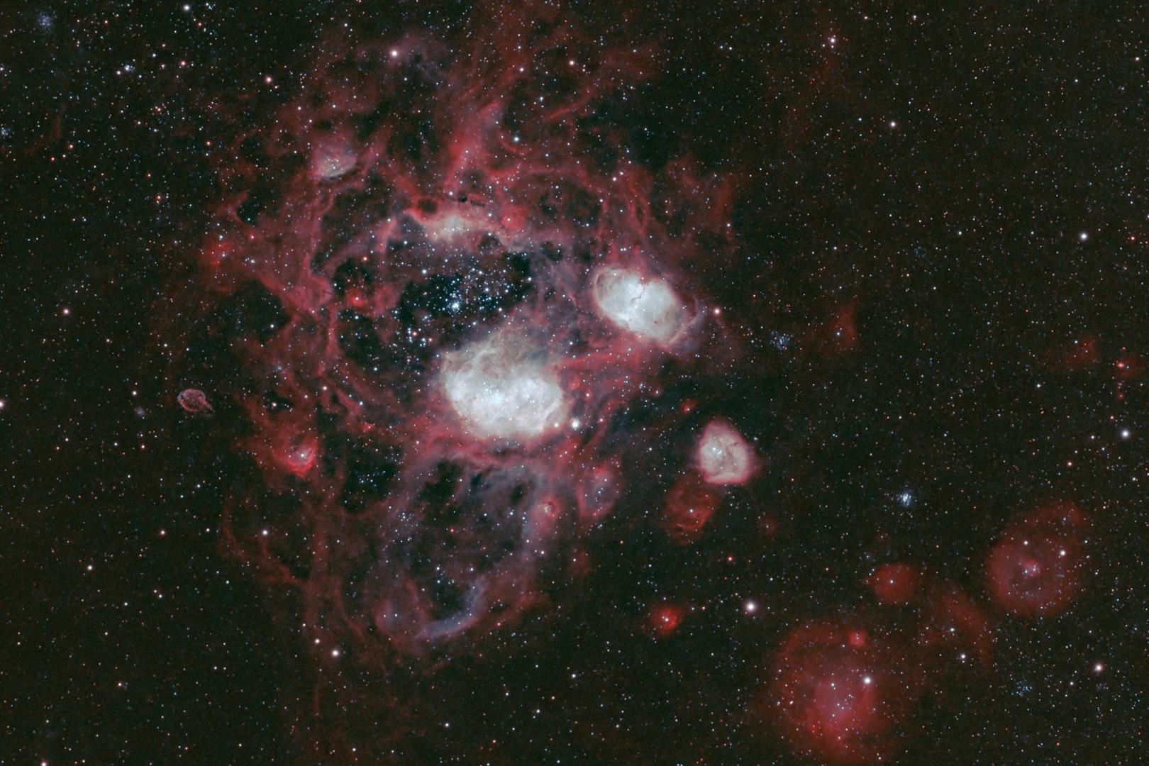 NGC 1760 IN THE LMC